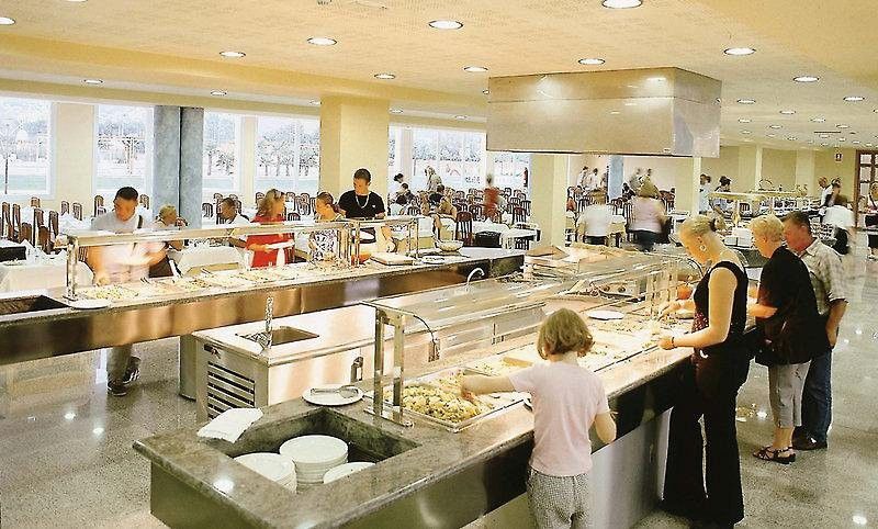 Hotel Spa Mediterraneo Park Росес Екстер'єр фото